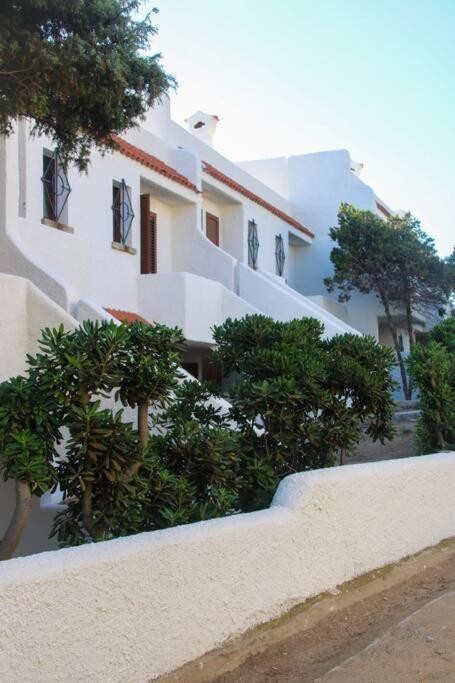 Appartamento A Baia Santa Reparata Exterior photo
