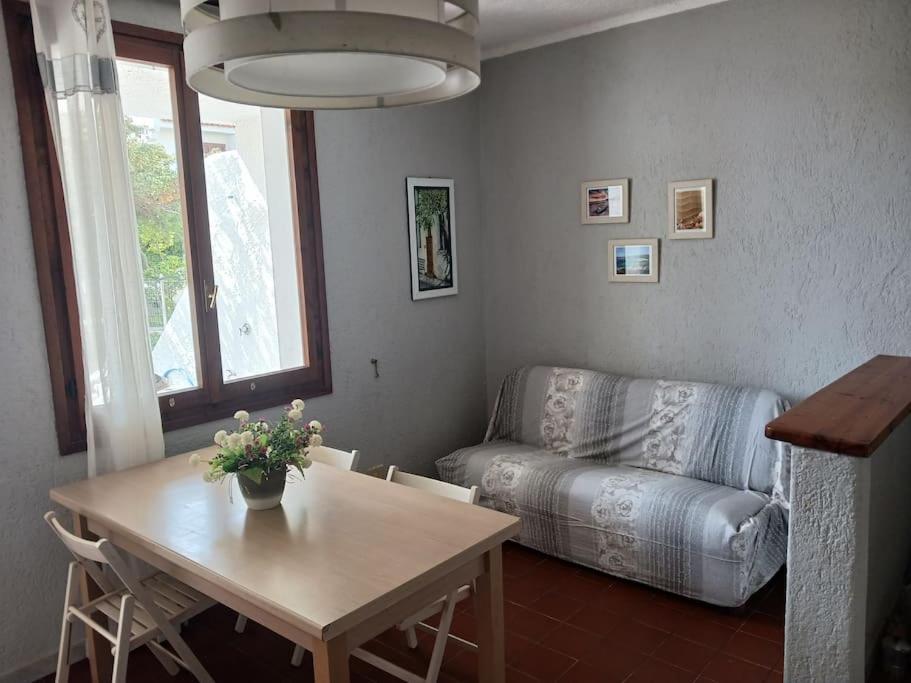 Appartamento A Baia Santa Reparata Exterior photo
